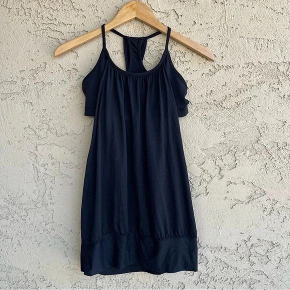 Lululemon Women's Black No Limits Built In Sports Bra Open Sides Tank Top Size 6 - Picture 6 of 11